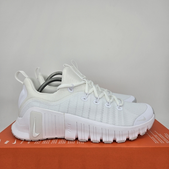 New Nike Free Metcon 6 Platinum Tint Women's Workout Shoes Size 9 - Picture 3 of 8